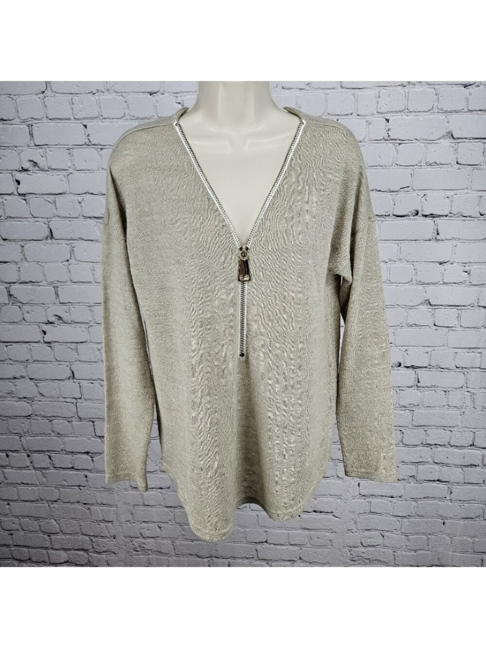 Soft Surroundings Beige Knit Gold Zipper V Neck Long Sleeve Sweater Top Small S